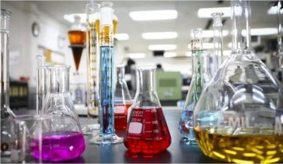 Safety tips for working with chemicals in the lab and at home