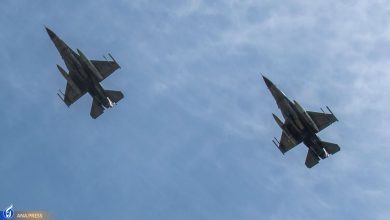 Washington's anti-Iran action with a demonstration flight of American fighters in the skies of the region
