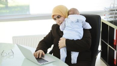 Don't say these disturbing sentences to working mothers!
